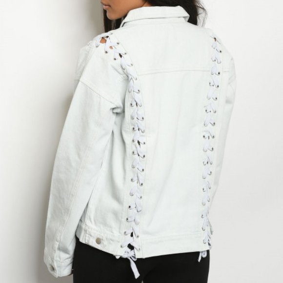 Trend Setter Diva Boutique Jackets & Blazers - LIGHT BLUE DENIM JACKET